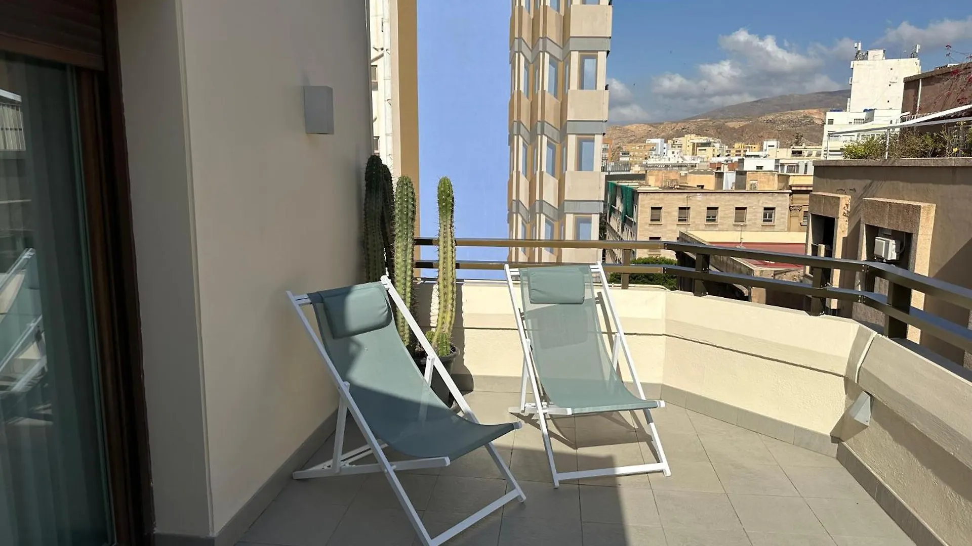 The Penthouse Apartment Almeria